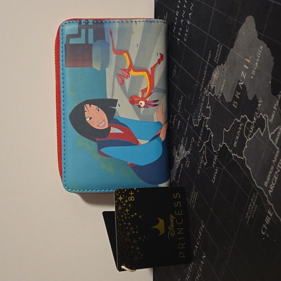 BNWT LoungeFly Disney Mulan Princess Zip around wallet - Picture 4 of 7